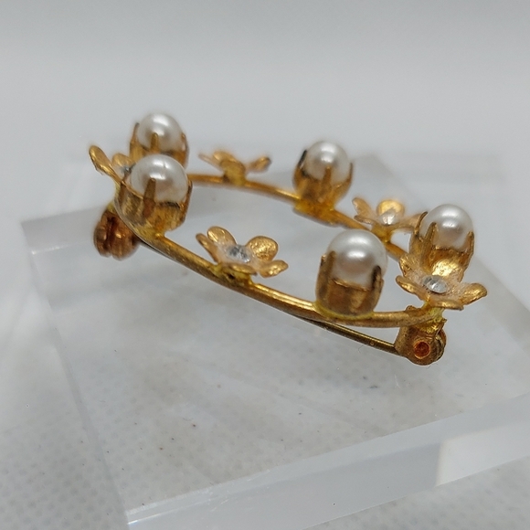 MADE IN AUSTRIA VINTAGE  Delicate Floral Pearl Brooch - Picture 4 of 7